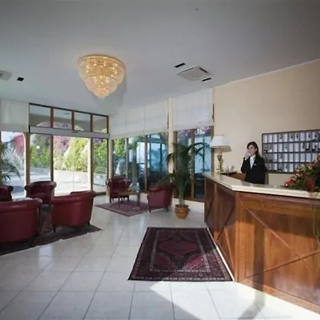 Riviera Lido Hotel